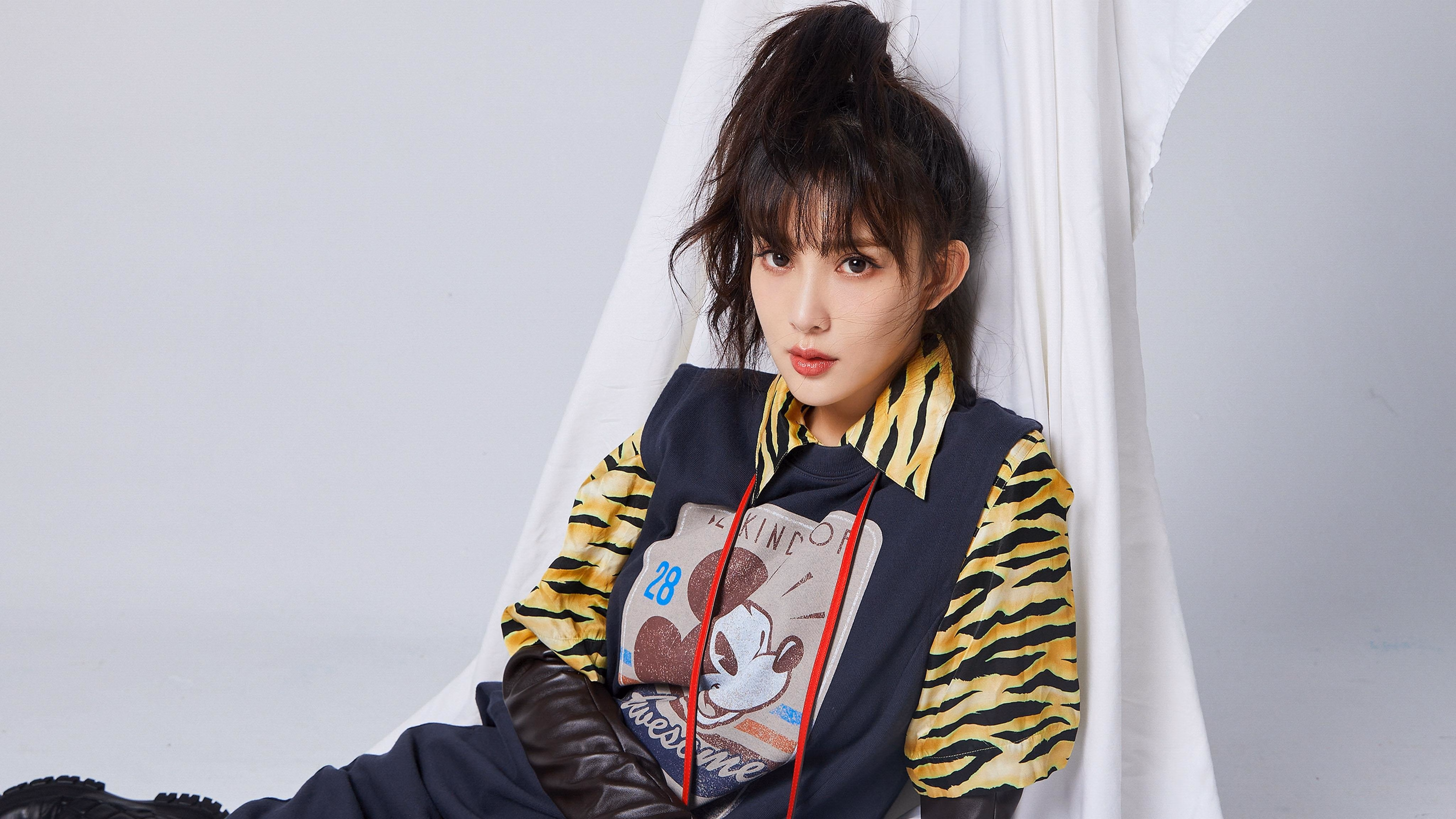 德意志战车碾碎玫瑰王朝，欧冠半决赛焦点战，德国掀翻里昂启示录