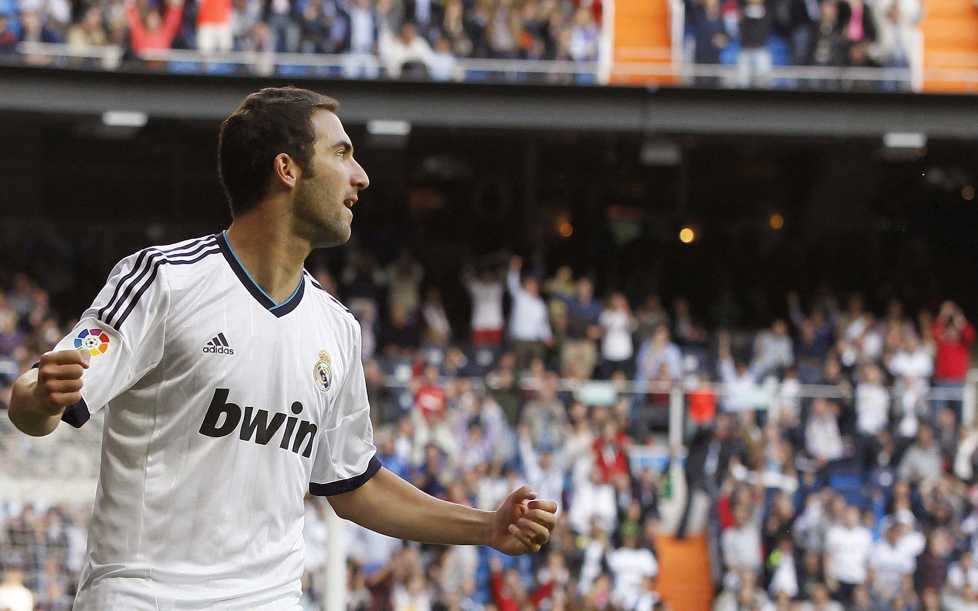 库里神射定乾坤，掘金轻取深圳显冠军底蕴