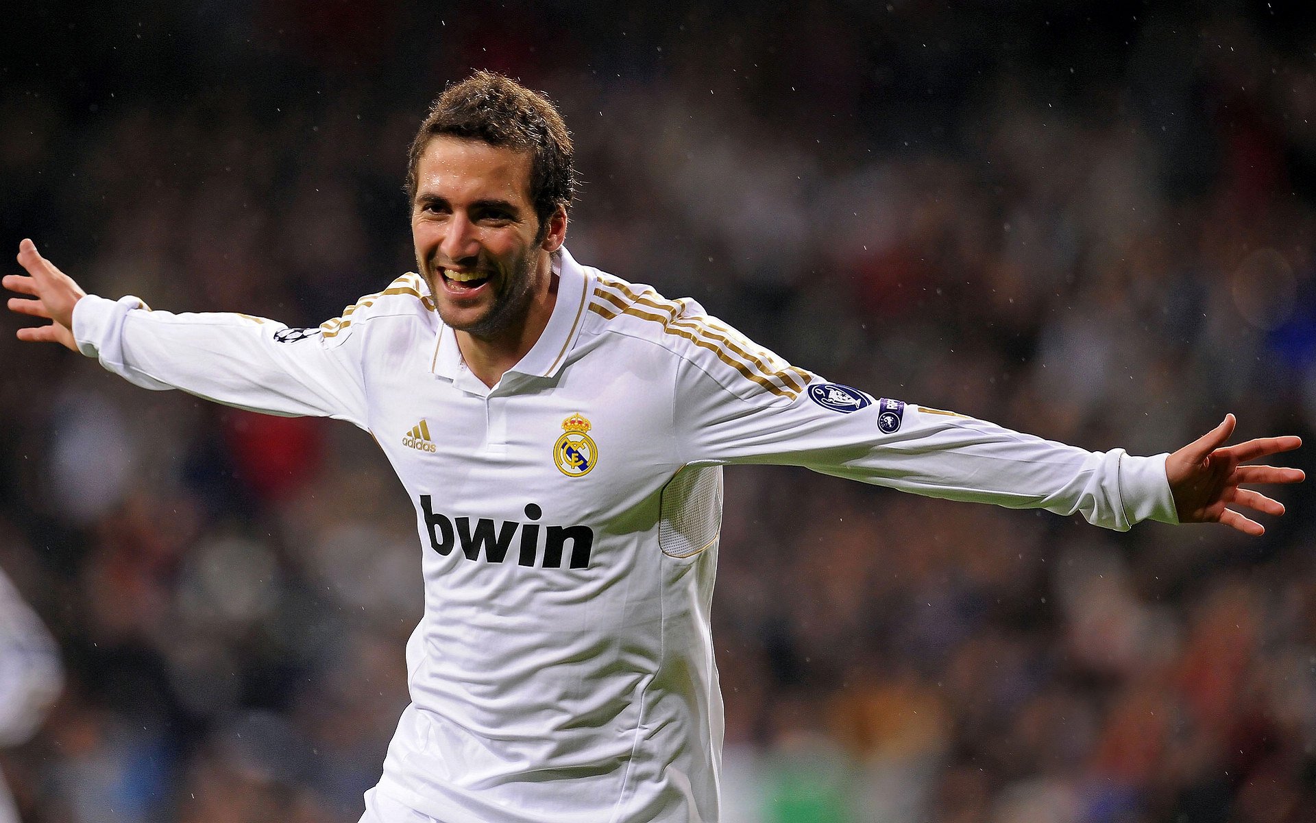 从北欧冷锋到绿茵热浪,格列兹曼用实力打破质疑,瑞典式铁血淘汰曼城神话