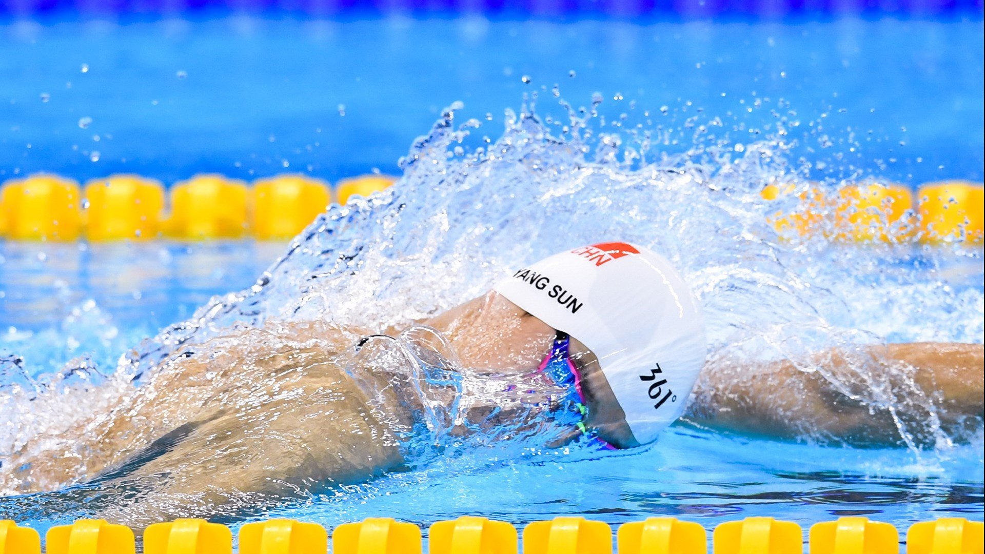 欧冠半决赛之夜，范弗利特关键战不手软