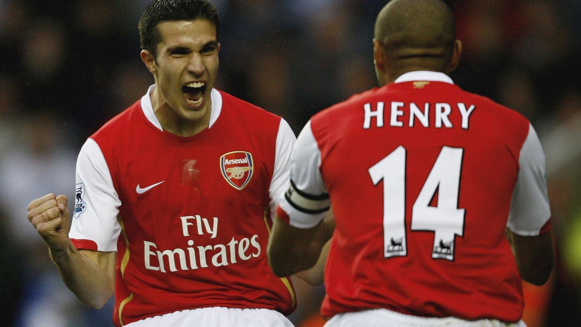 萨卡连续破门拉开差距，拜仁提前终结悬念，玻利维亚的足球启示