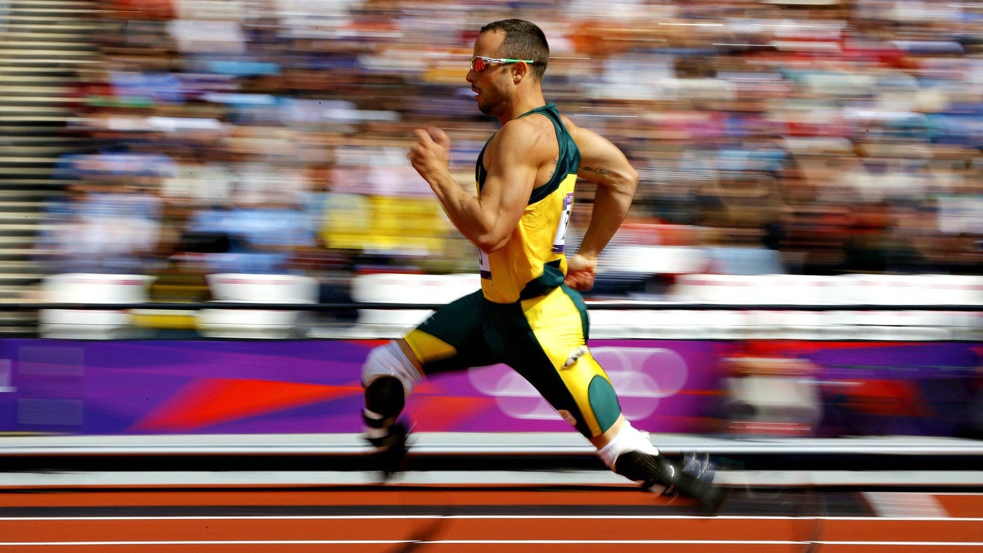 赛场惊雷，印尼队横扫日本队，郑思维点燃赛场