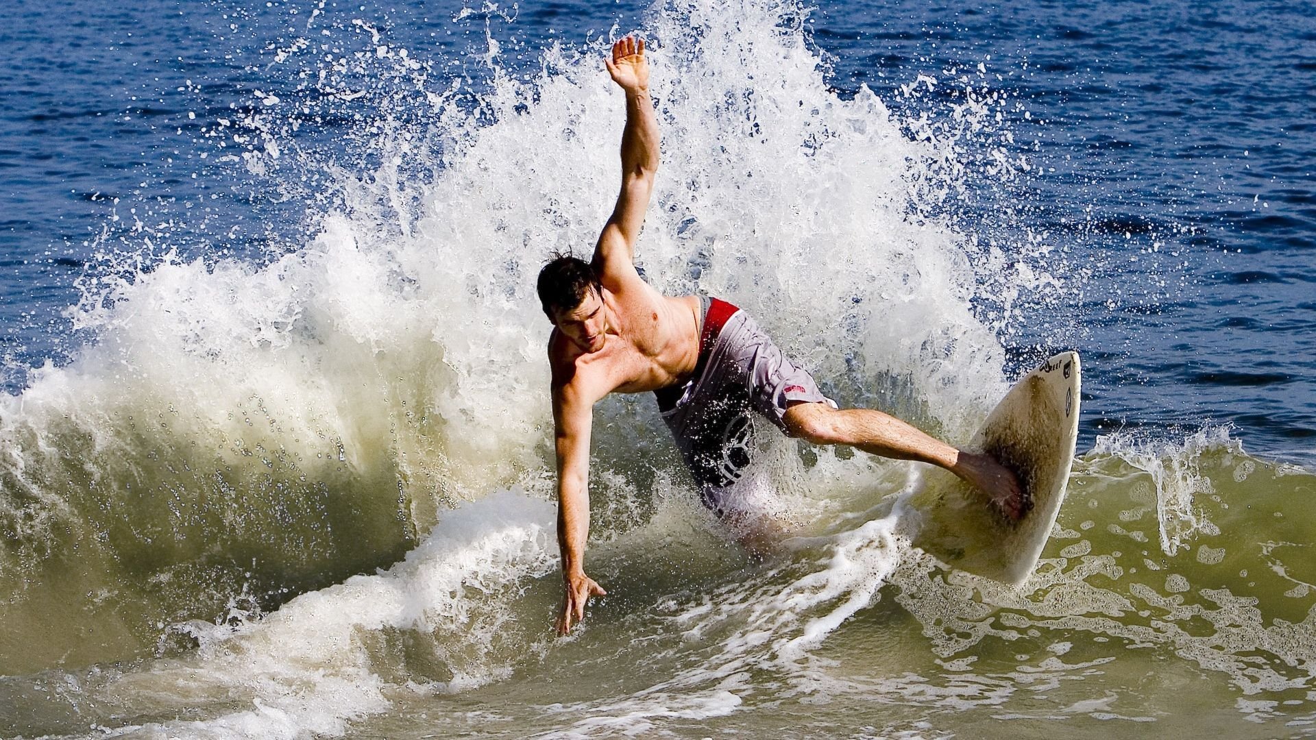 范弗利特爆发破冰，森林狼式防守如何封锁北京队战术体系